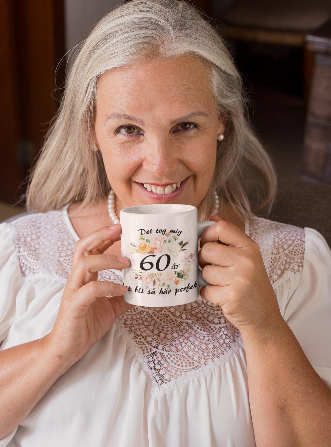 60år att bli perfekt mugg födelsepresent