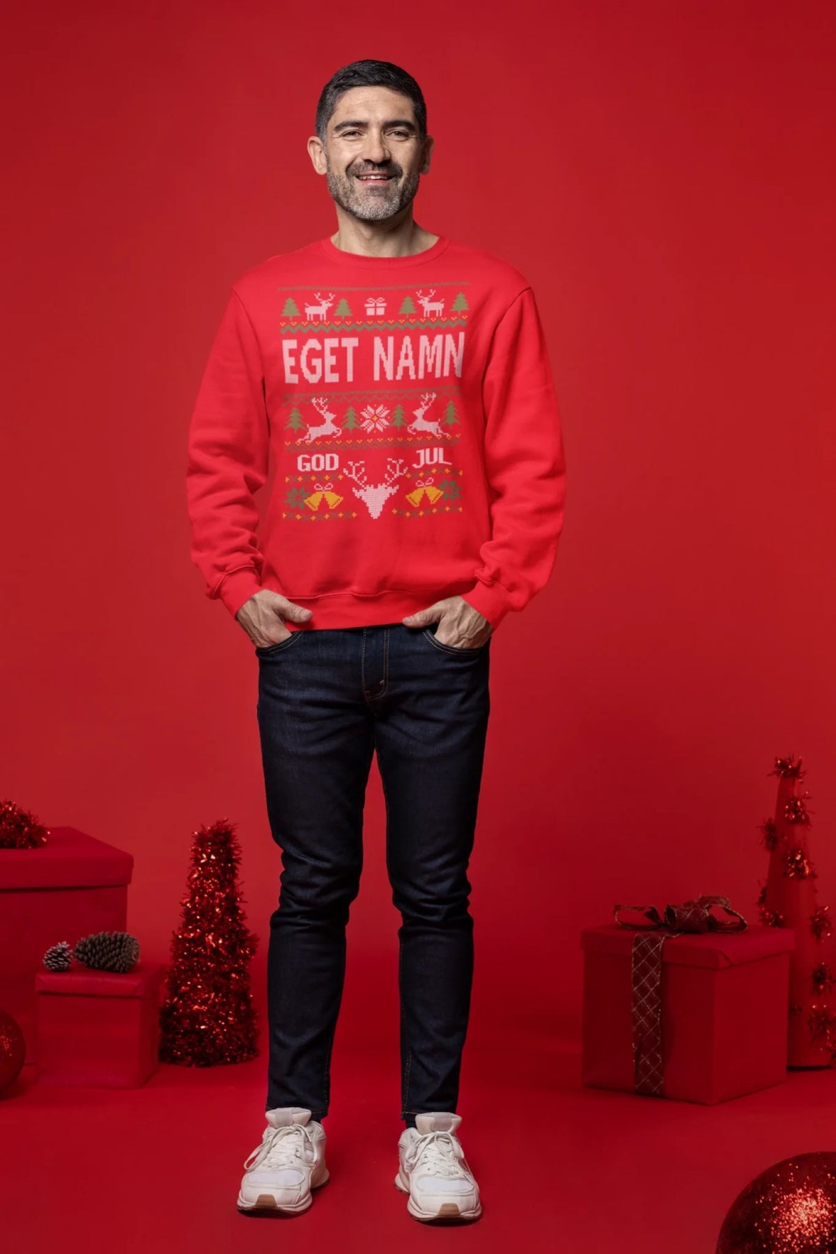 christmas-themed-mockup-of-a-bearded-man-posing-with-a-sweatshirt-m18337