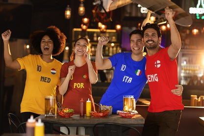 Belgien landslag t-shirt i röd med BEL & 10 fotboll VM 2026
