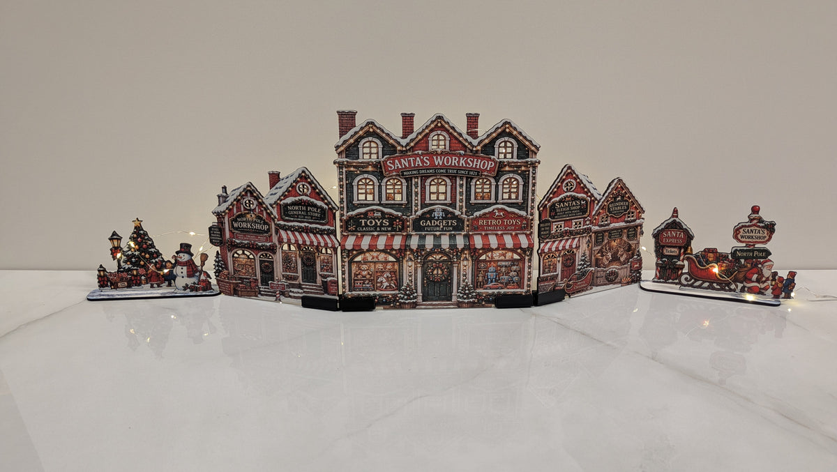 Santa’s Workshop julby – LED-förberedd tomteverkstad, upp till 72 cm