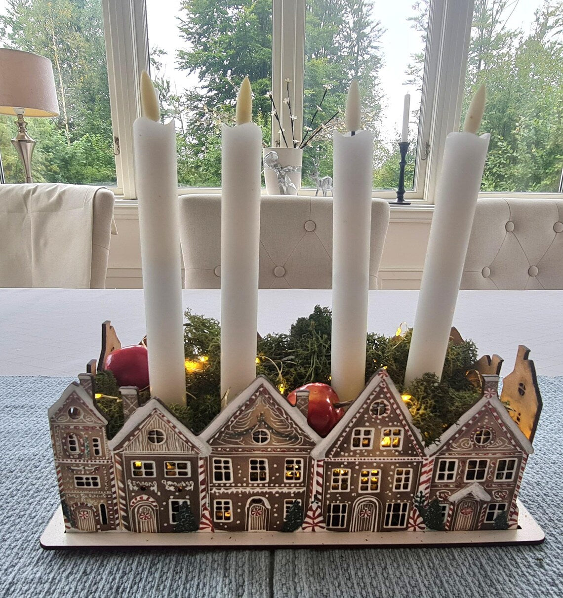 Pepparkakshus bordsdekoration