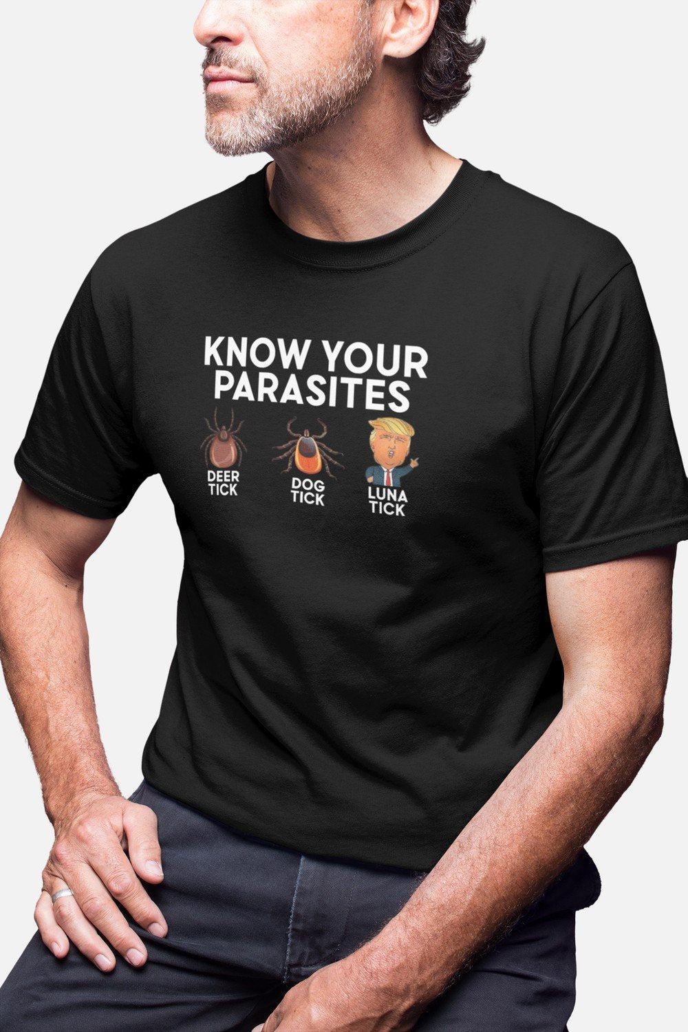 Rolig Anti-Trump Svart T-shirt med tryck – "Know Your Parasites"