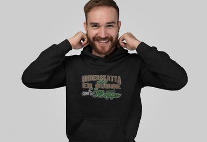 Underskatta aldrig en gubbe på en gammal moppe - svart huvtröja