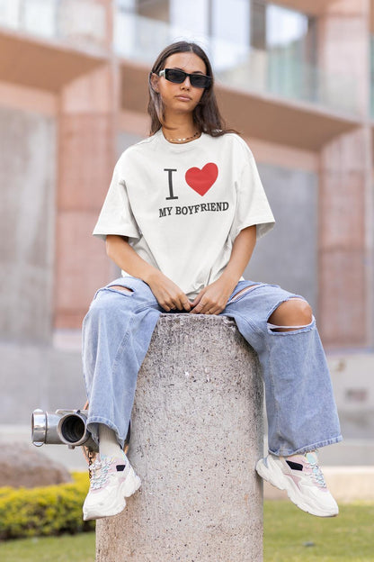 I love my boyfriend eller girlfriend t-shirt tryck unisex - Highstreet.se