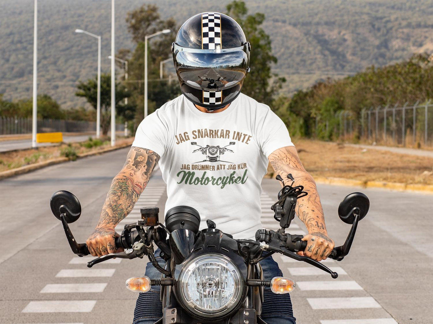 Jag snarkar inte jag drömmer att jag kör motorcykel vit T-shirt
