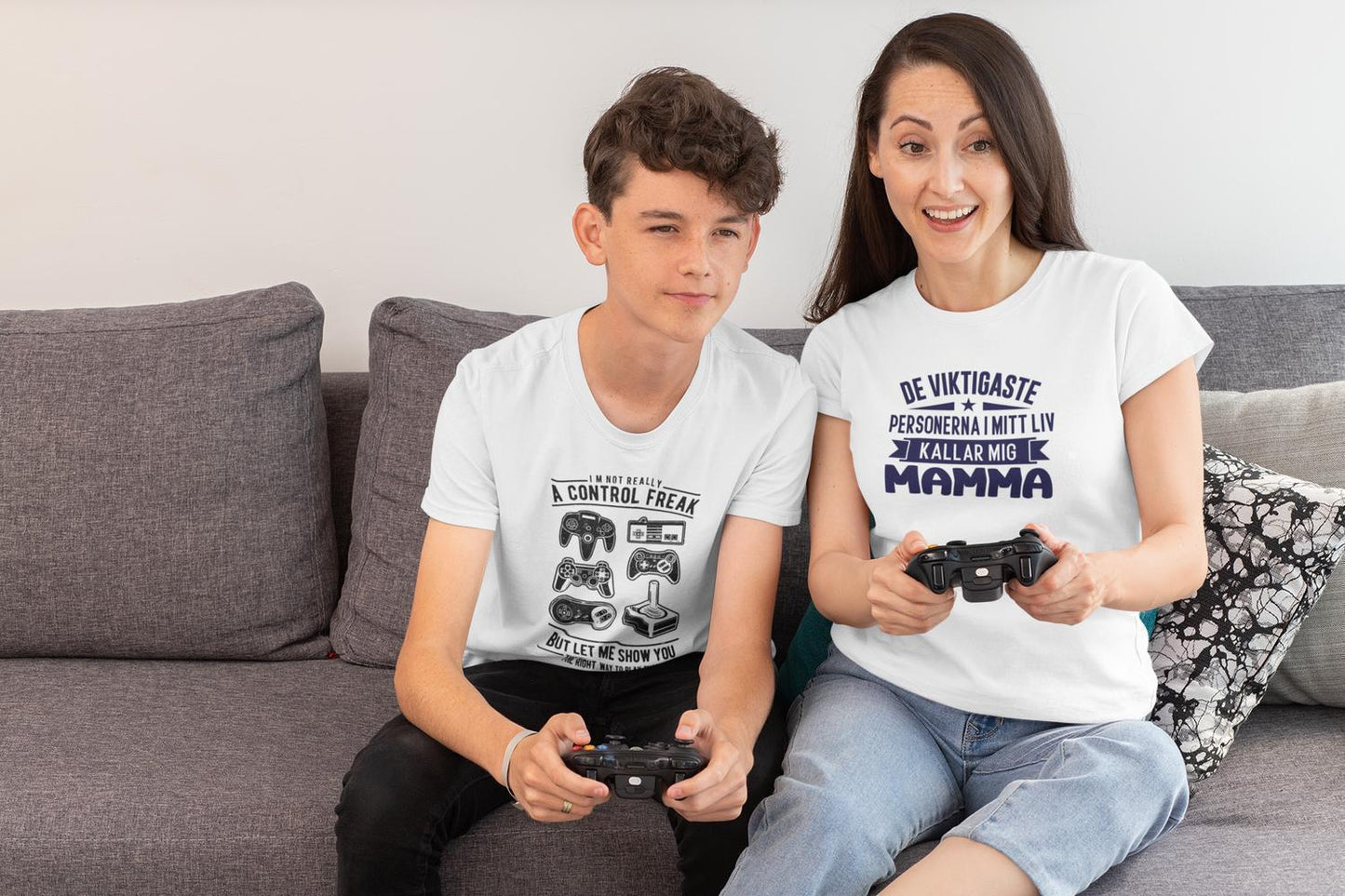 Mamma T-shirt Viktigaste personerna i mitt liv kallar mig mamma - Highstreet.se