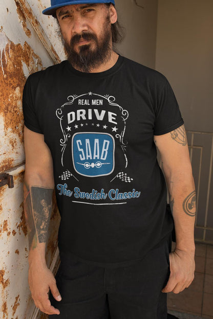 Saab T-shirt svart vintage stil Real men drive saab t-tröja - Highstreet.se