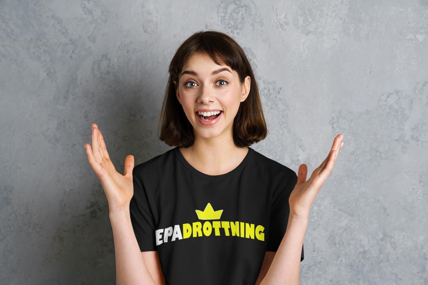 T-shirt med Epadrottning design A / epa traktor svart unisex - Highstreet.se