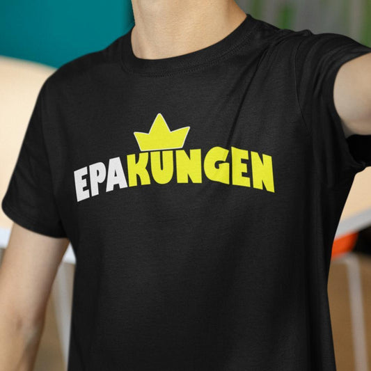 T-shirt med Epakungen design A / epa traktor svart tröja - Highstreet.se