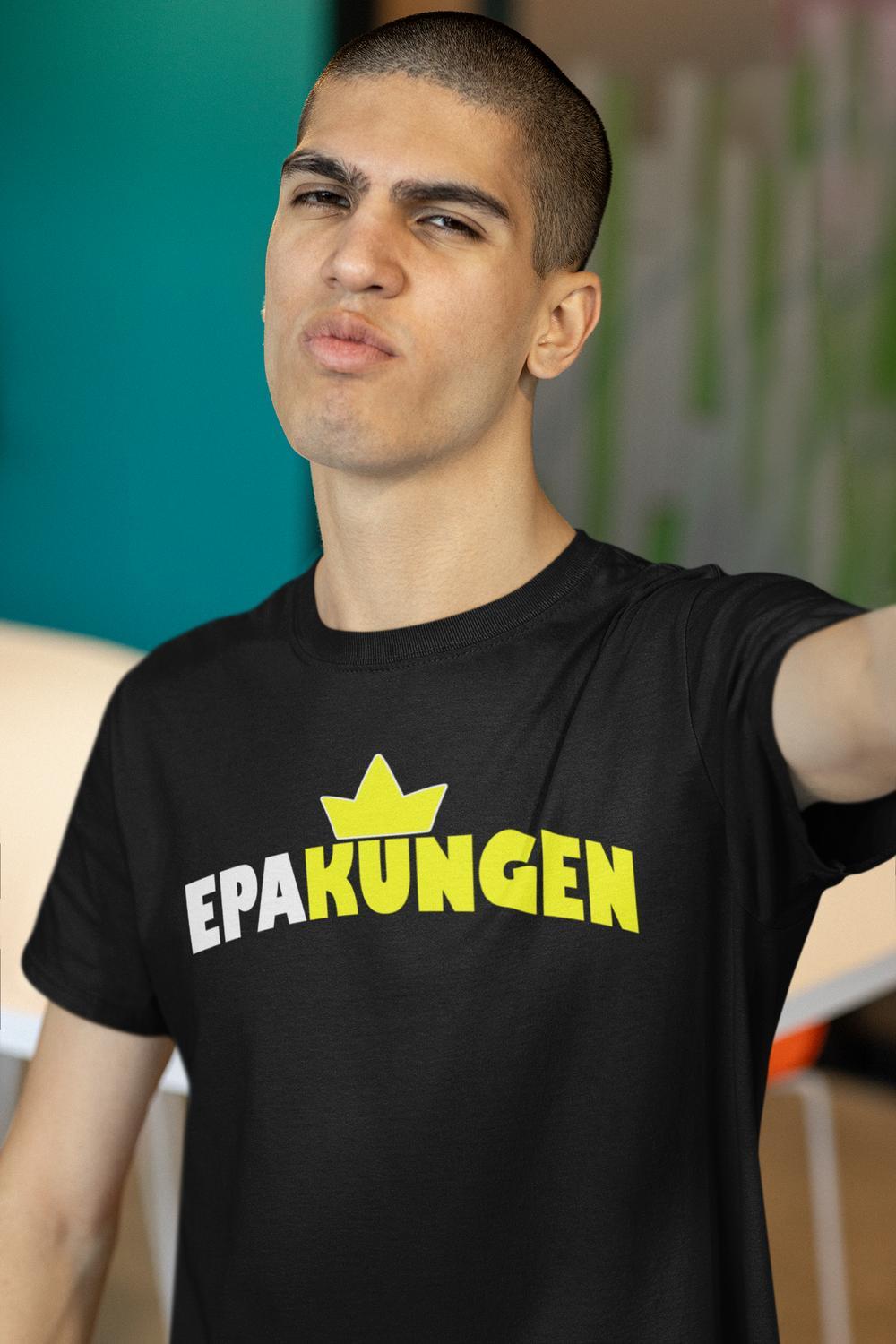 T-shirt med Epakungen design A / epa traktor svart tröja - Highstreet.se