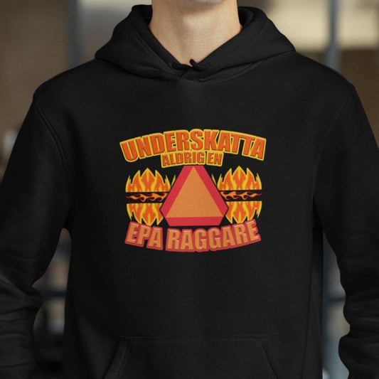 Underskatta aldrig en epa raggare Eld svart huvtröja hoodie - Highstreet.se