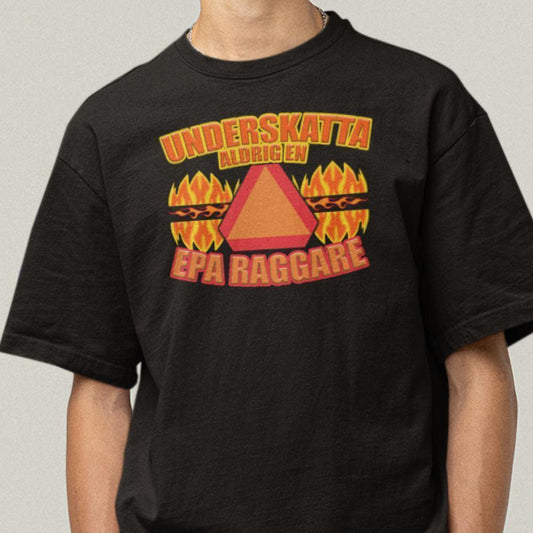 Underskatta aldrig en epa raggare svart t-shirt Eld design - Highstreet.se